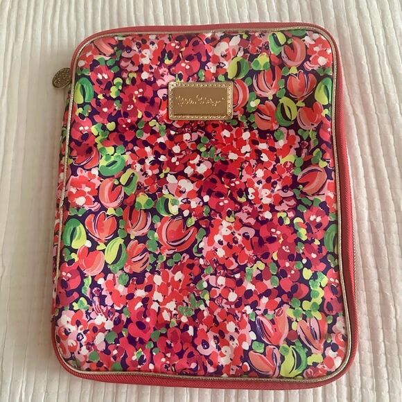 Lilly Pulitzer Agenda laptop folio in floral print. - Picture 1 of 6